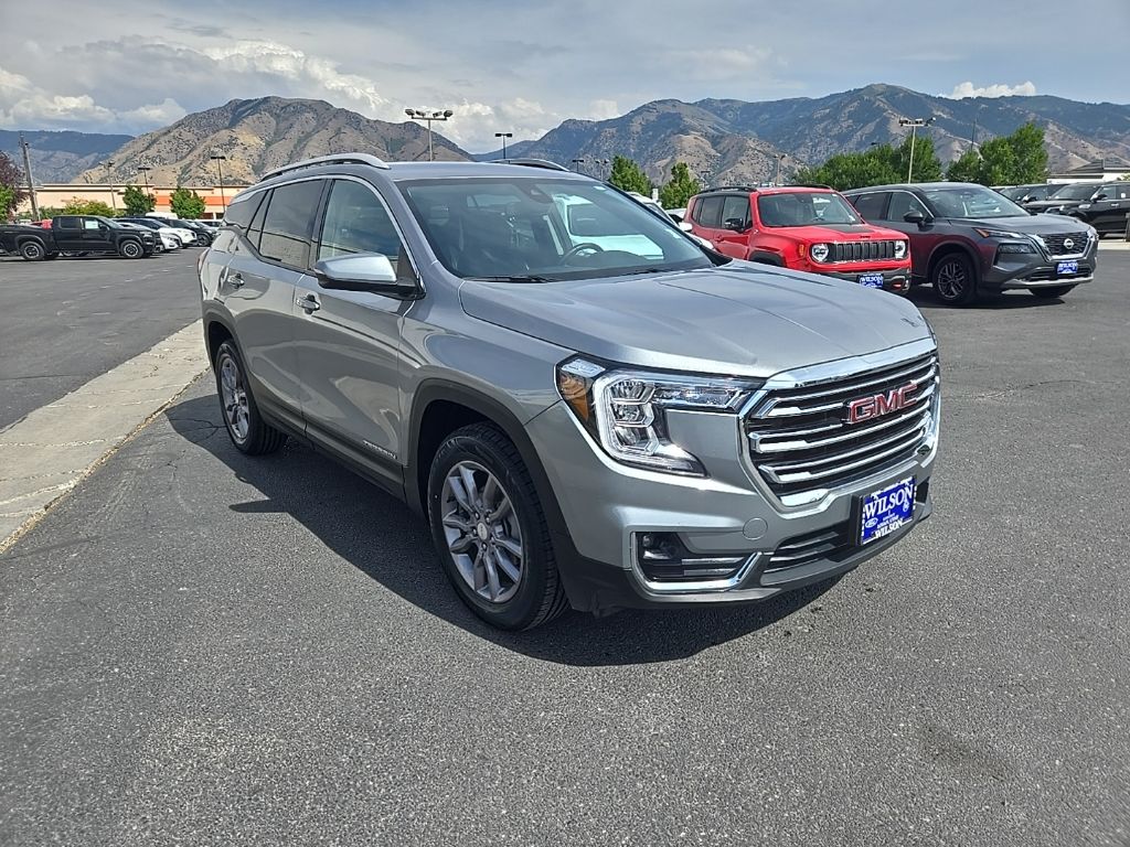 2023 Gmc Terrain SLT photo 3