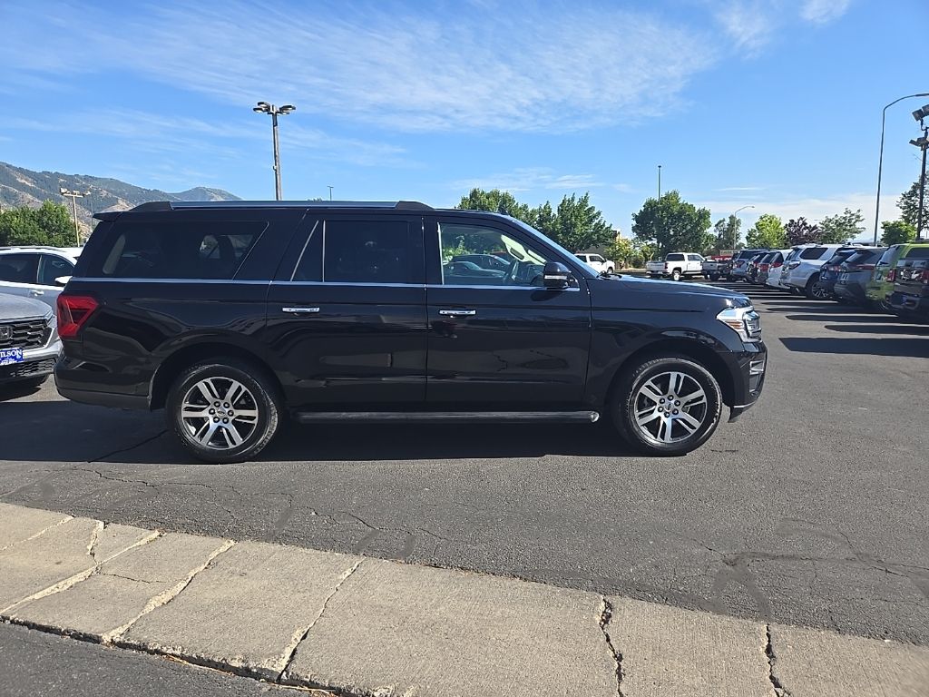 2024 Ford Expedition MAX Limited photo 3