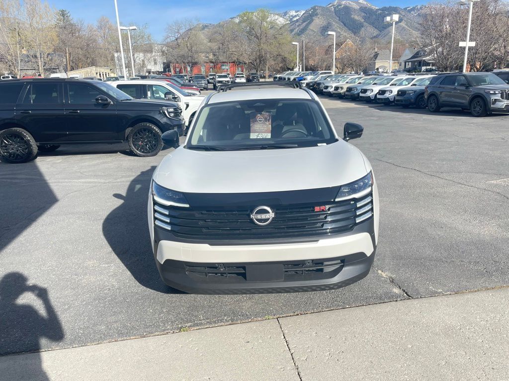 2026 Nissan KICKS SR AWD - Photo 2