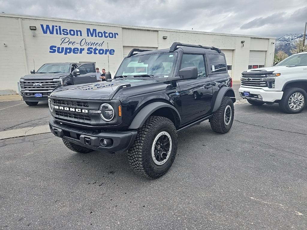 2024 Ford Bronco Black Diamond 4x4's photo