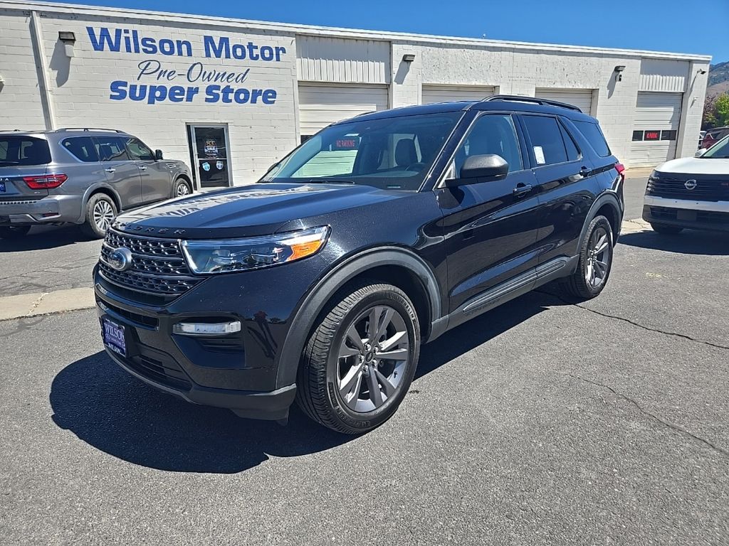 2021 Ford Explorer XLT 4WD's photo