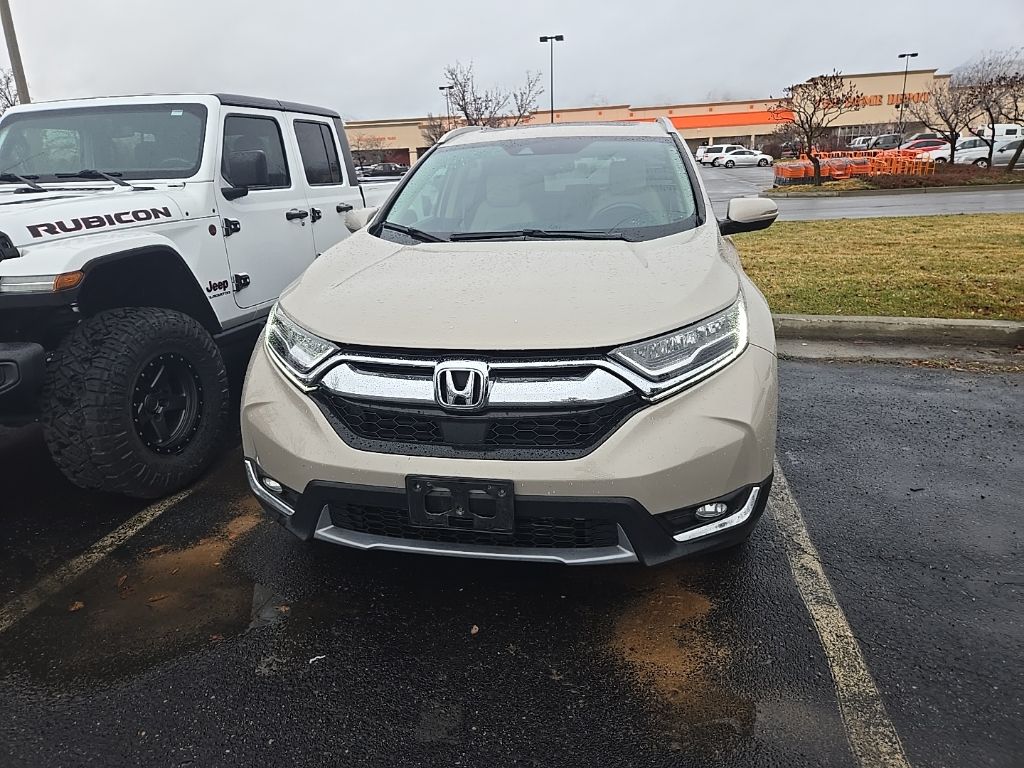 2019 Honda CR-V Touring's photo