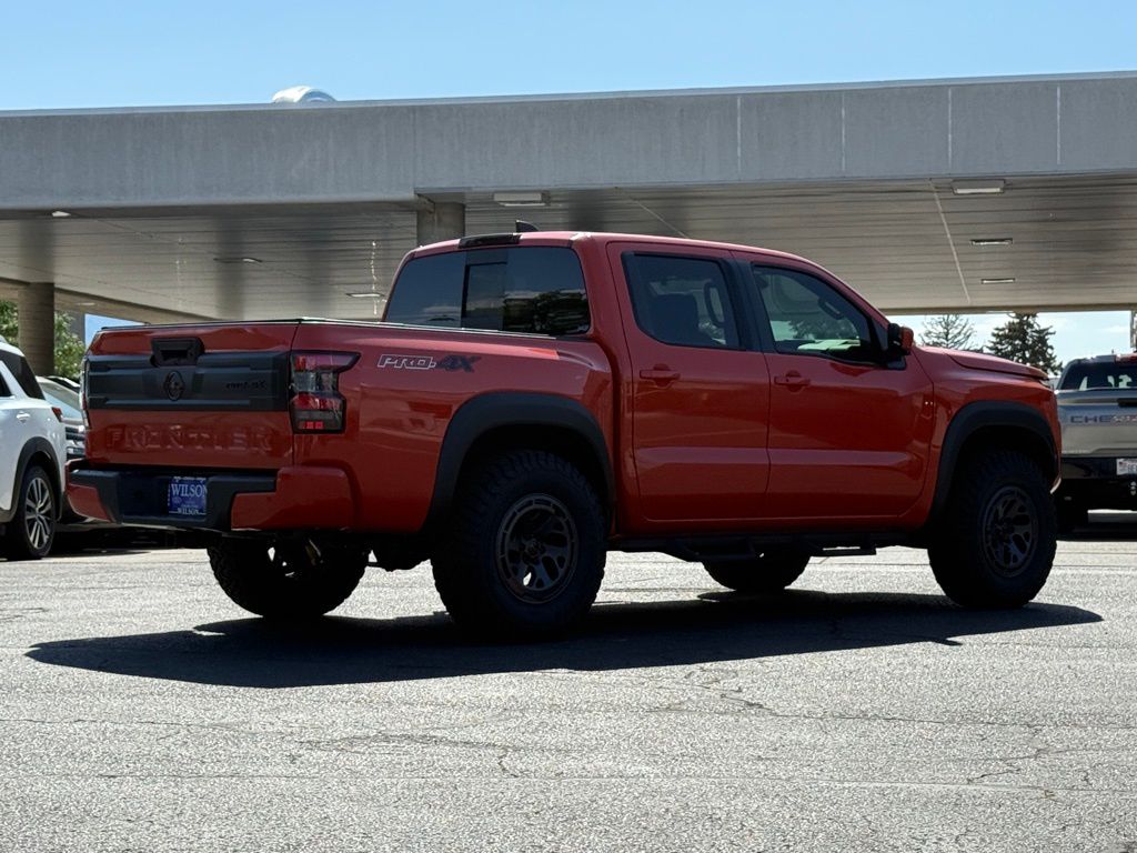 2025 Nissan Frontier PRO-4X photo 3