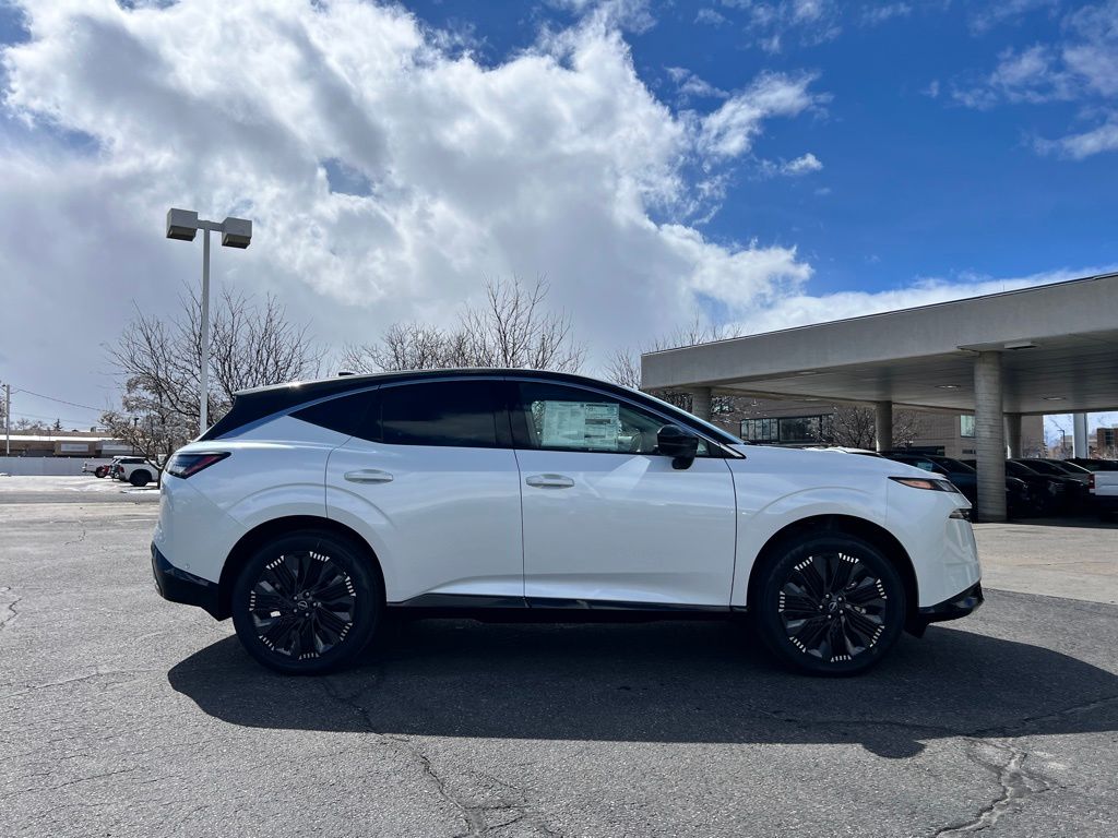 2025 Nissan Murano Platinum photo 4
