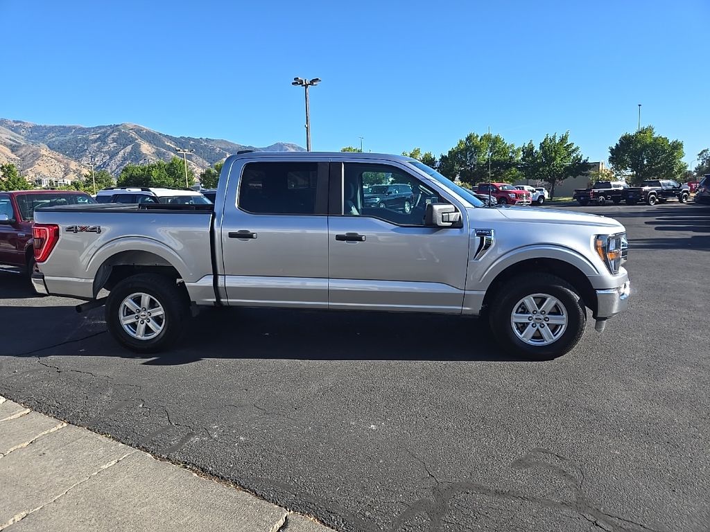 2023 Ford F-150 XLT photo 4