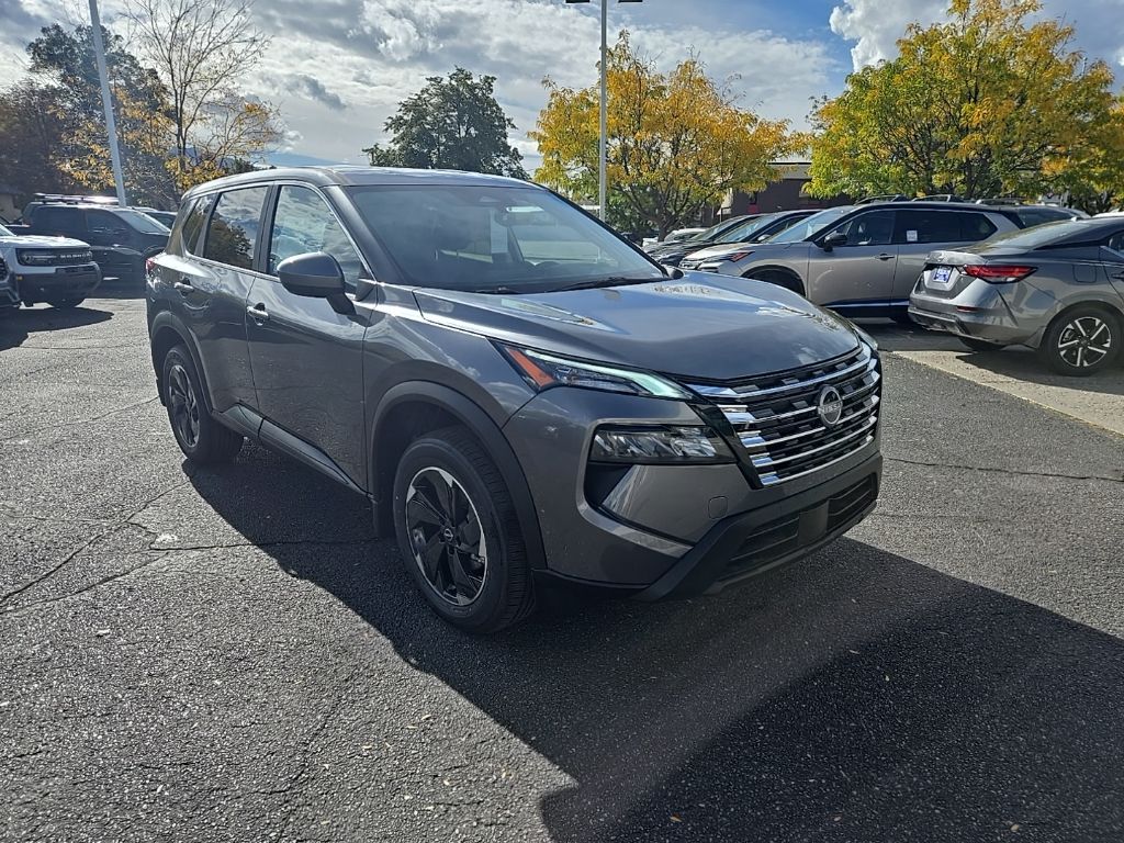 2026 Nissan Rogue SV photo 3