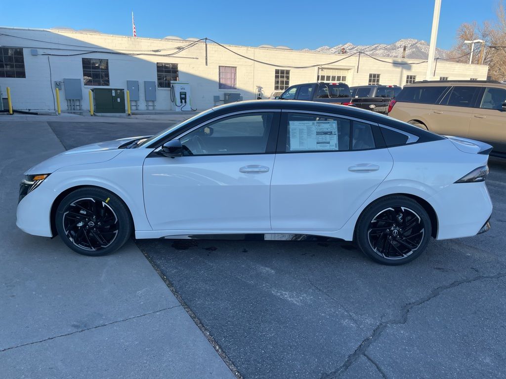 2026 Nissan Sentra SR - Photo 8
