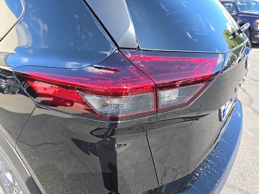 2026 Nissan Rogue S - Photo 33