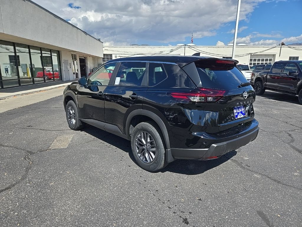2026 Nissan Rogue S - Photo 7