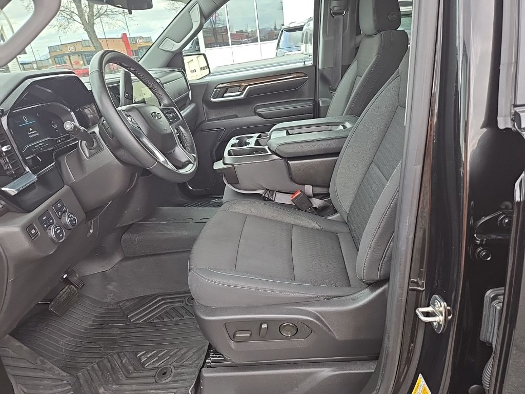 2024 Chevrolet Silverado 1500 RST - Photo 13