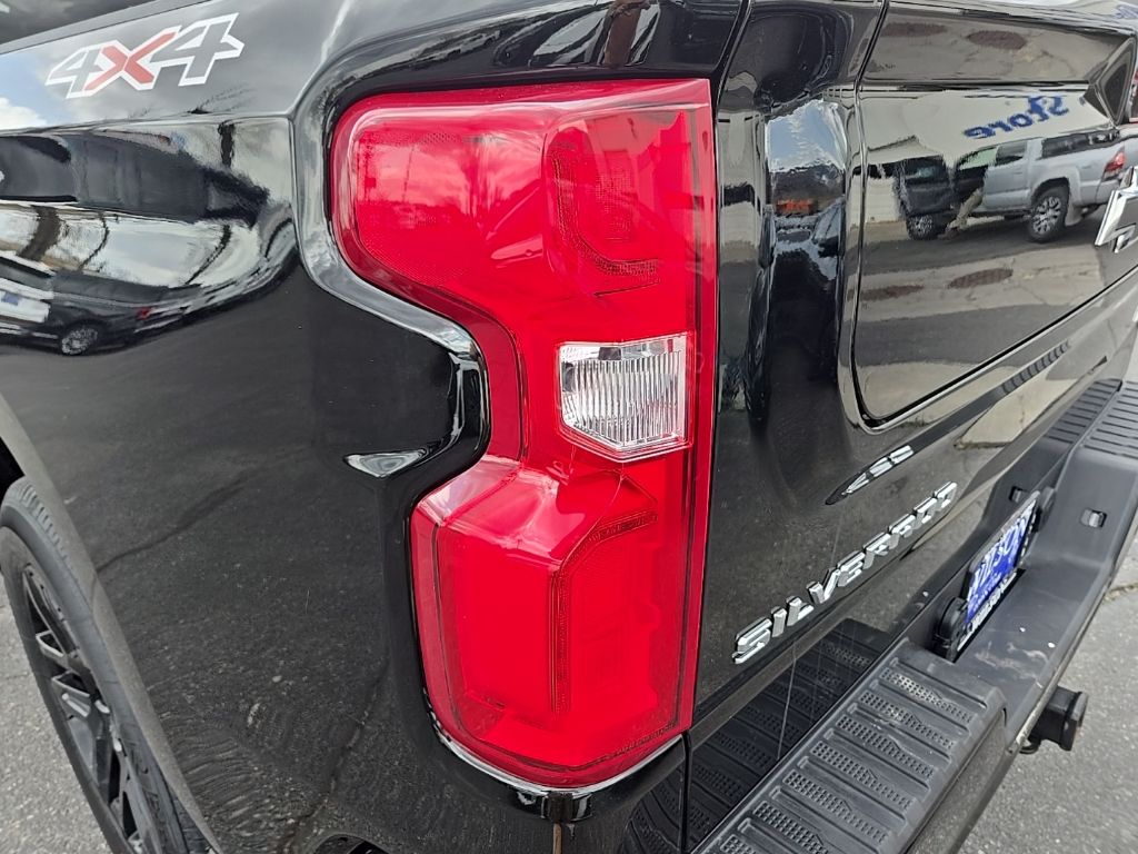 2024 Chevrolet Silverado 1500 RST - Photo 36