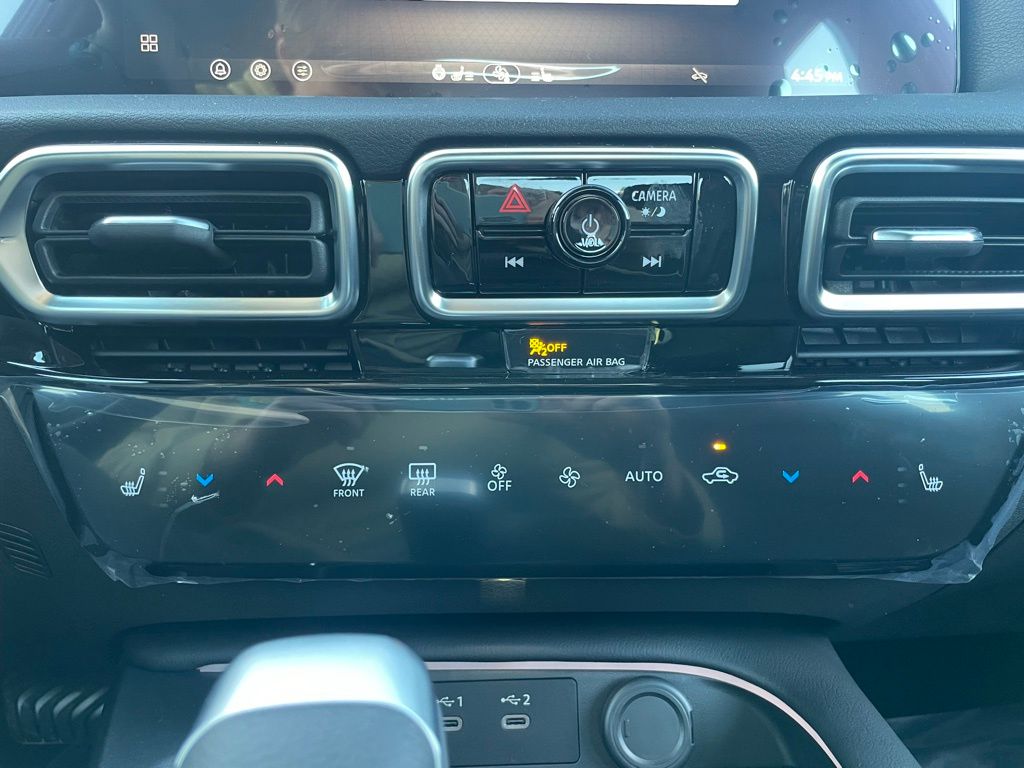 2026 Nissan Sentra SR - Photo 16