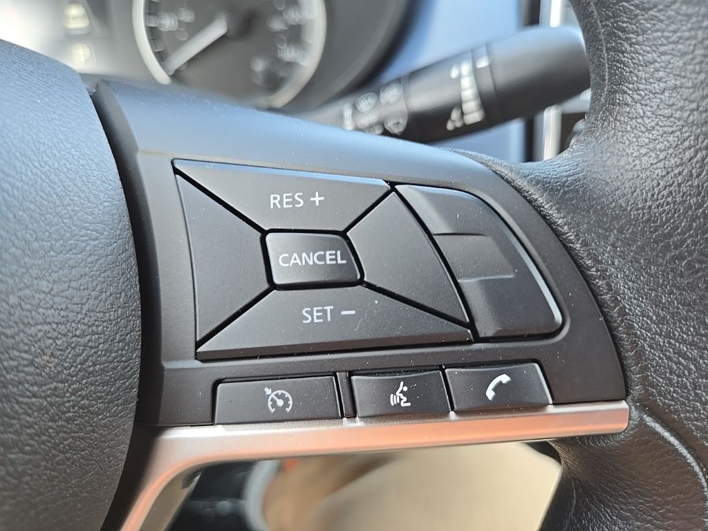 2025 Nissan Versa Sedan SV - Photo 15