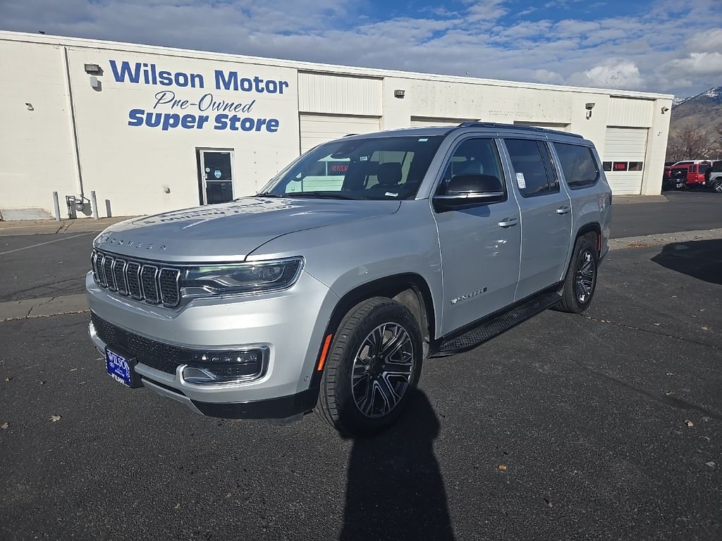 2023 Jeep Wagoneer L Series II's photo
