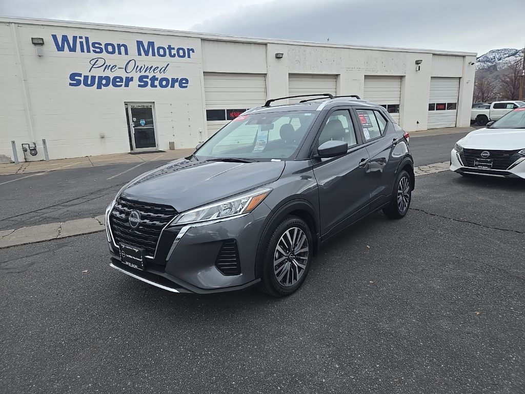 2024 Nissan Kicks SV's photo
