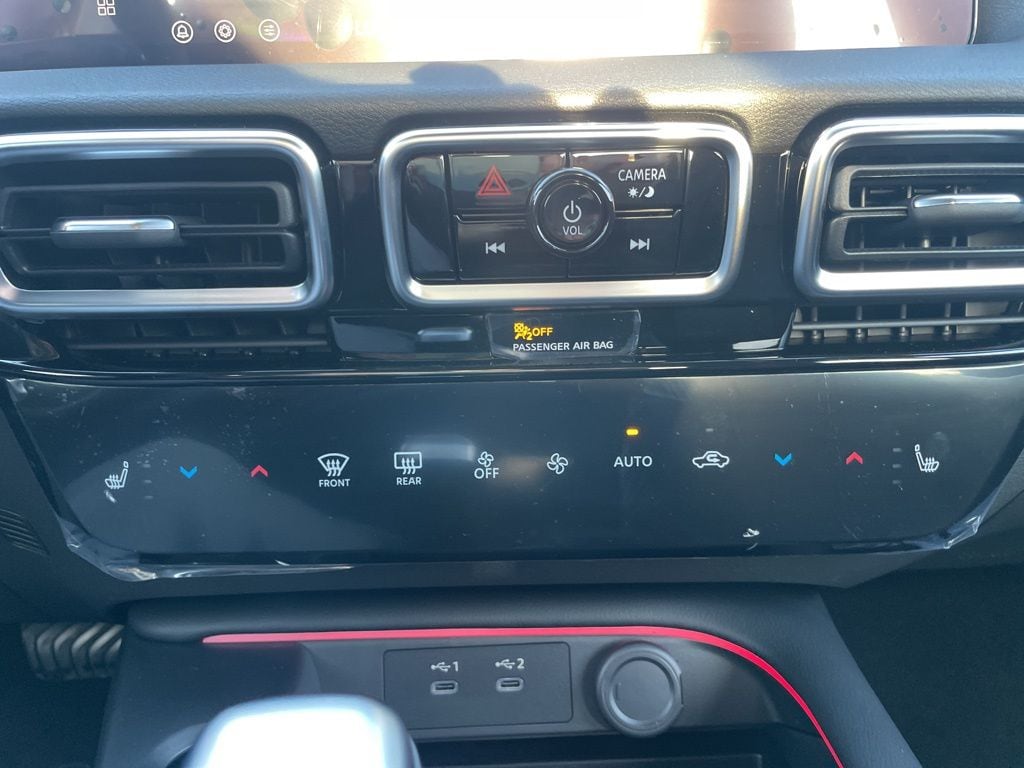 2026 Nissan Sentra SR - Photo 17