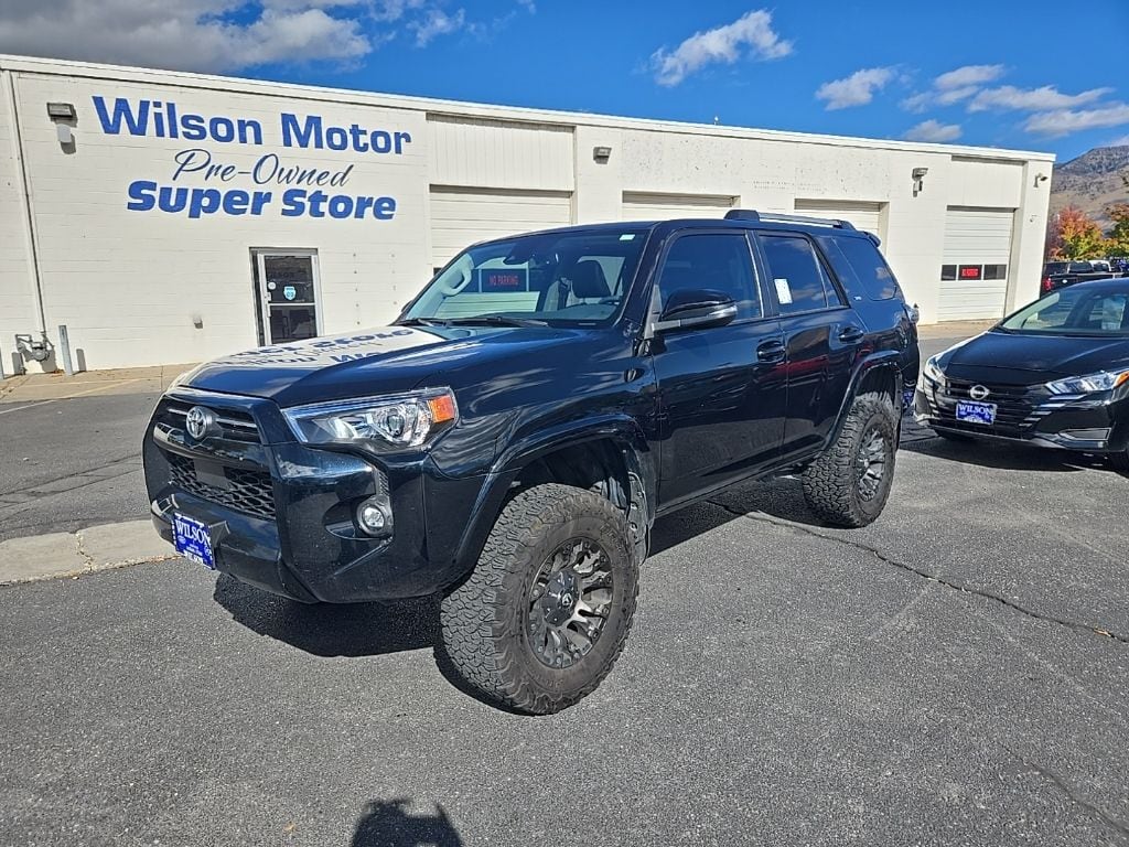 2023 Toyota 4Runner SR5 Premium's photo