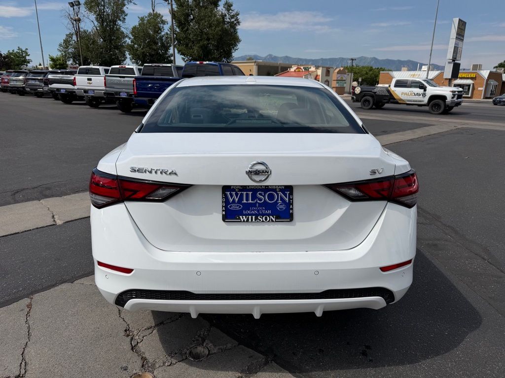 2022 Nissan Sentra SV - Photo 7