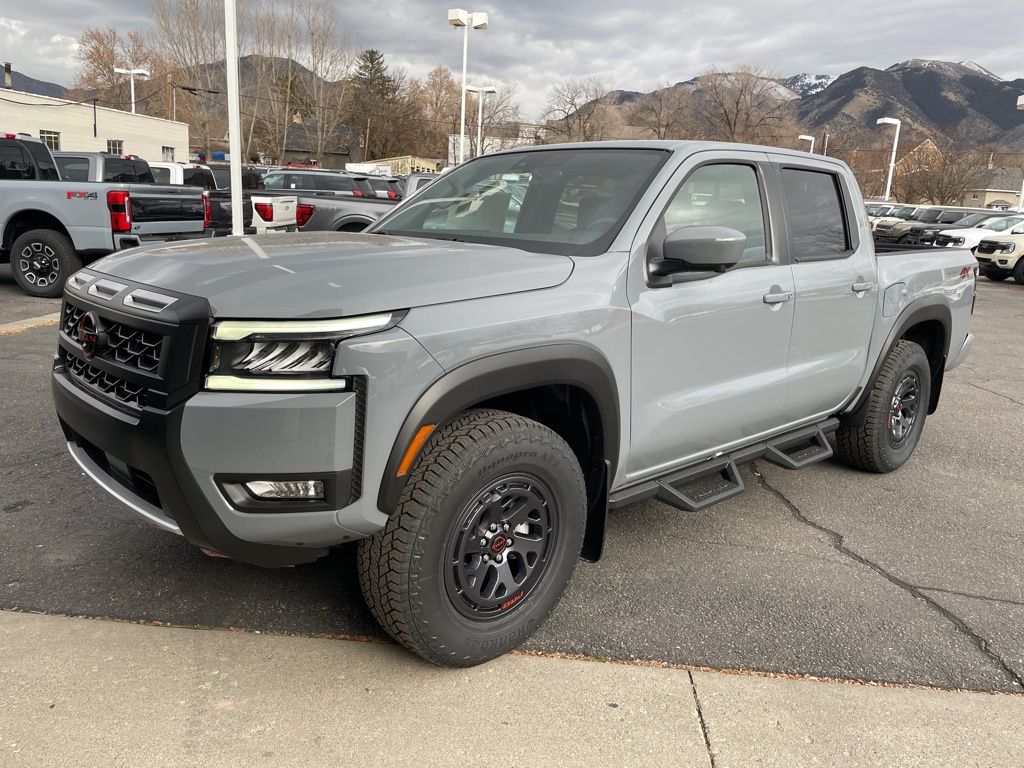 2026 Nissan Frontier PRO-4X's photo