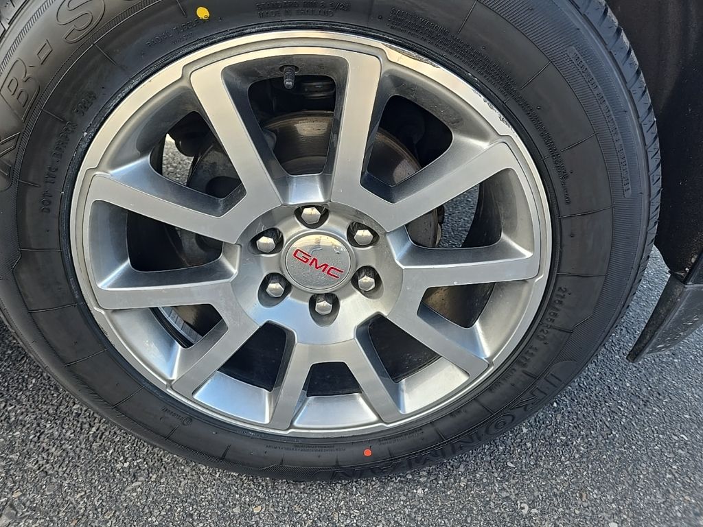 2020 GMC Yukon Denali - Photo 38