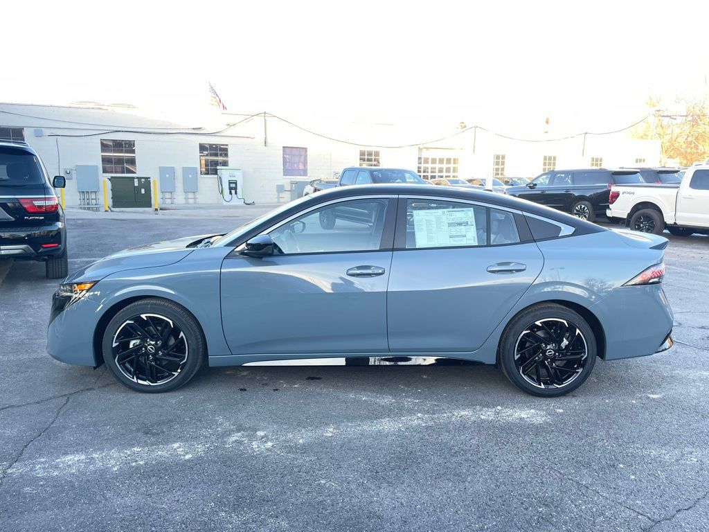 2026 Nissan Sentra SR - Photo 7