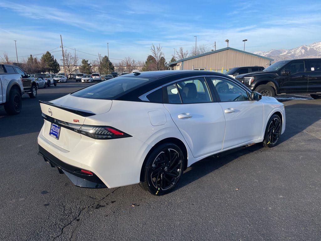 2026 Nissan Sentra SR - Photo 5