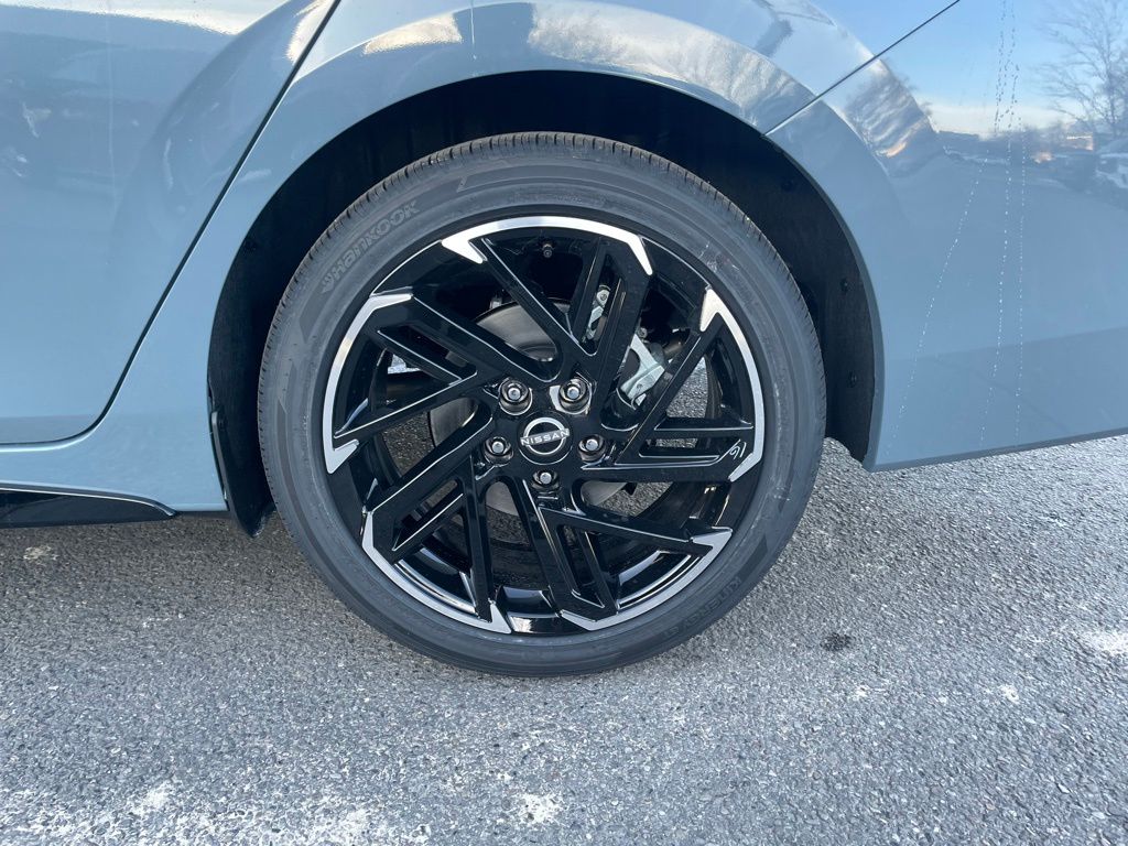 2026 Nissan Sentra SR - Photo 36