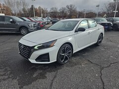 2025 Nissan Altima 2.5 SR Sedan