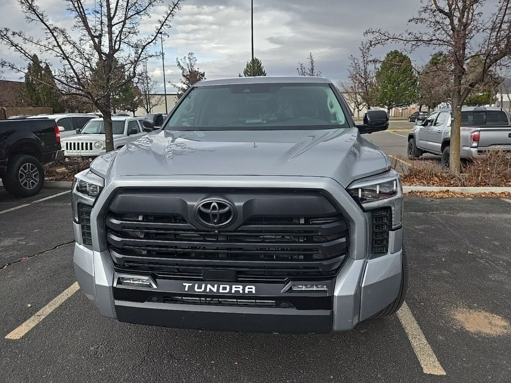 2024 Toyota Tundra Limited's photo