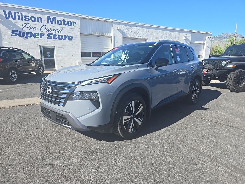 2025 Nissan Rogue SL AWD's photo