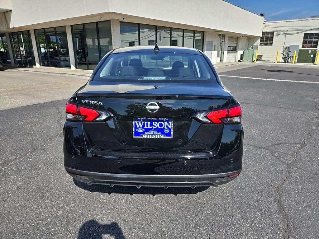 2025 Nissan Versa Sedan SV - Photo 6