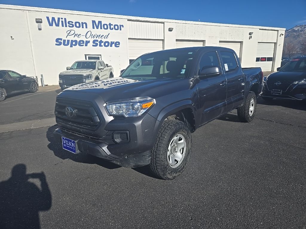 2022 Toyota Tacoma SR's photo