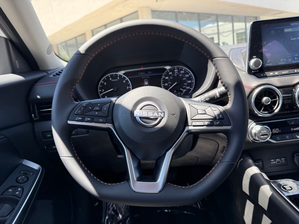 2025 Nissan Sentra SR - Photo 15