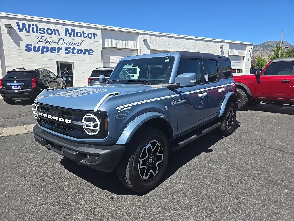 2024 Ford Bronco Outer Banks 4x4's photo