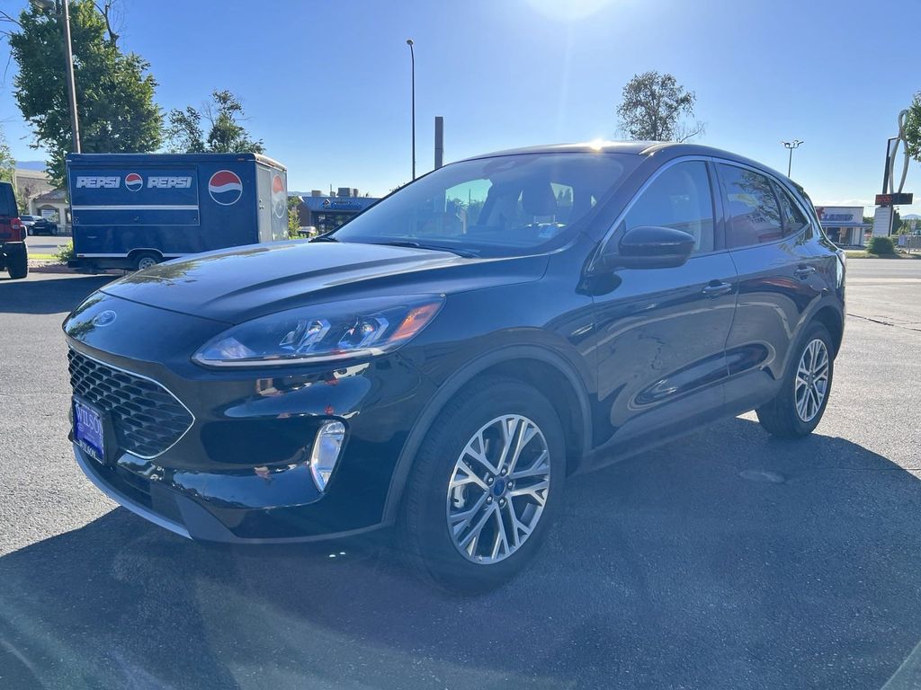 2022 Ford Escape SEL's photo