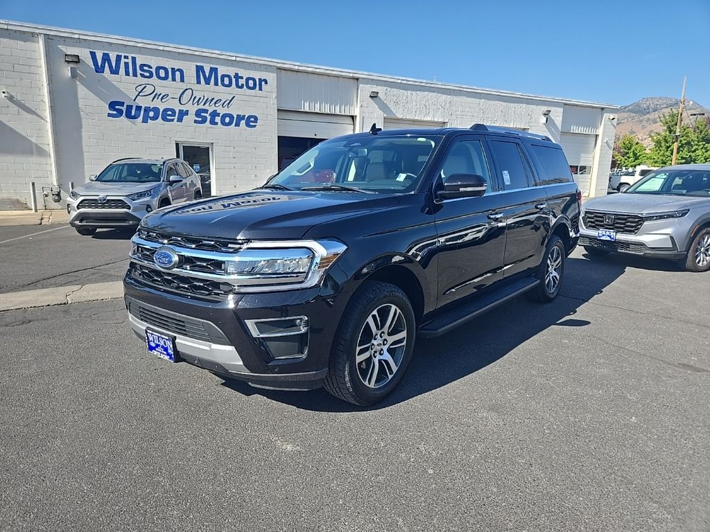 2024 Ford Expedition Limited's photo