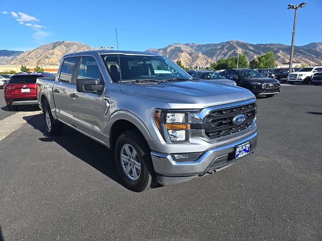 2023 Ford F-150 XLT photo 3