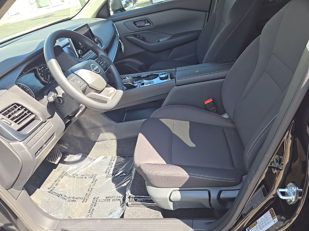 2026 Nissan Rogue S - Photo 12