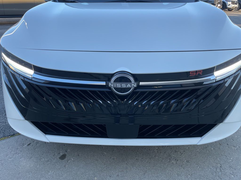 2026 Nissan Sentra SR - Photo 31