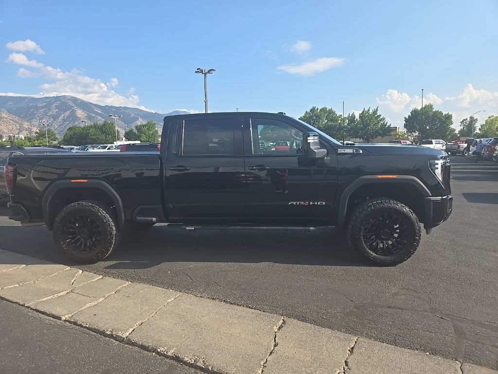 2024 Gmc Sierra 2500 HD AT4 photo 4