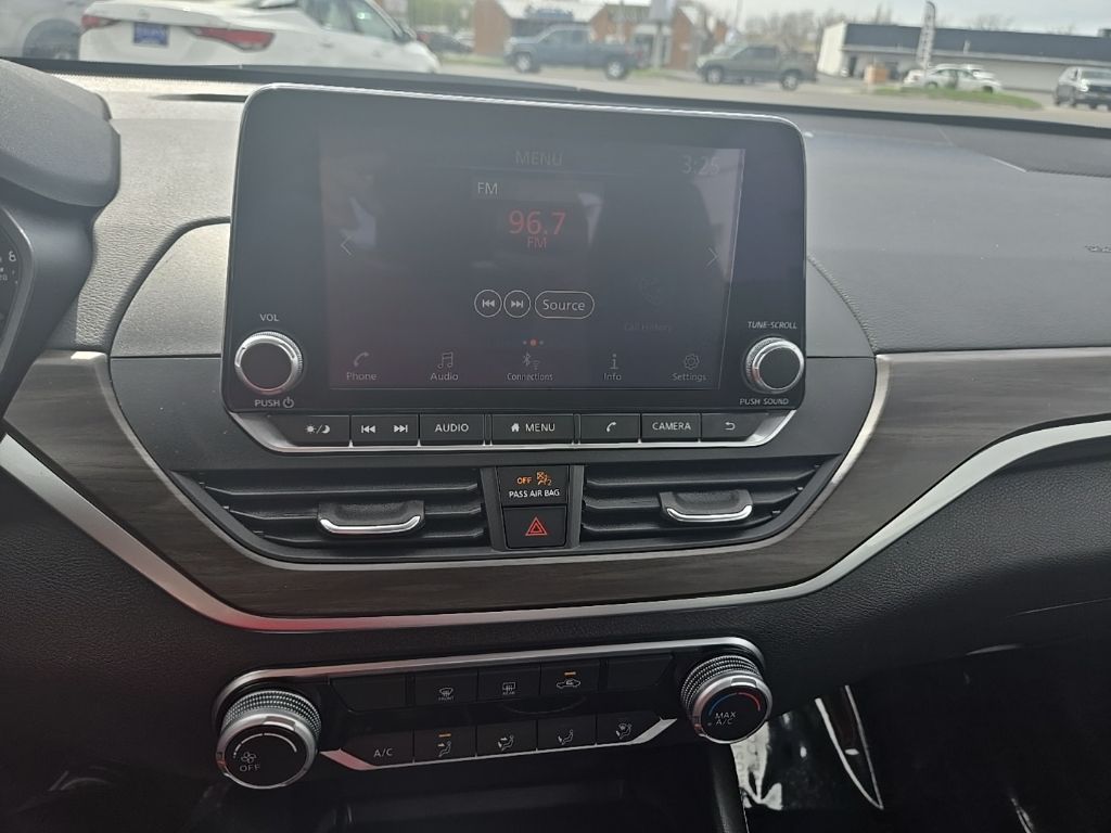 2023 Nissan Altima SV - Photo 20