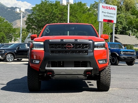 2025 Nissan Frontier PRO-4X Truck