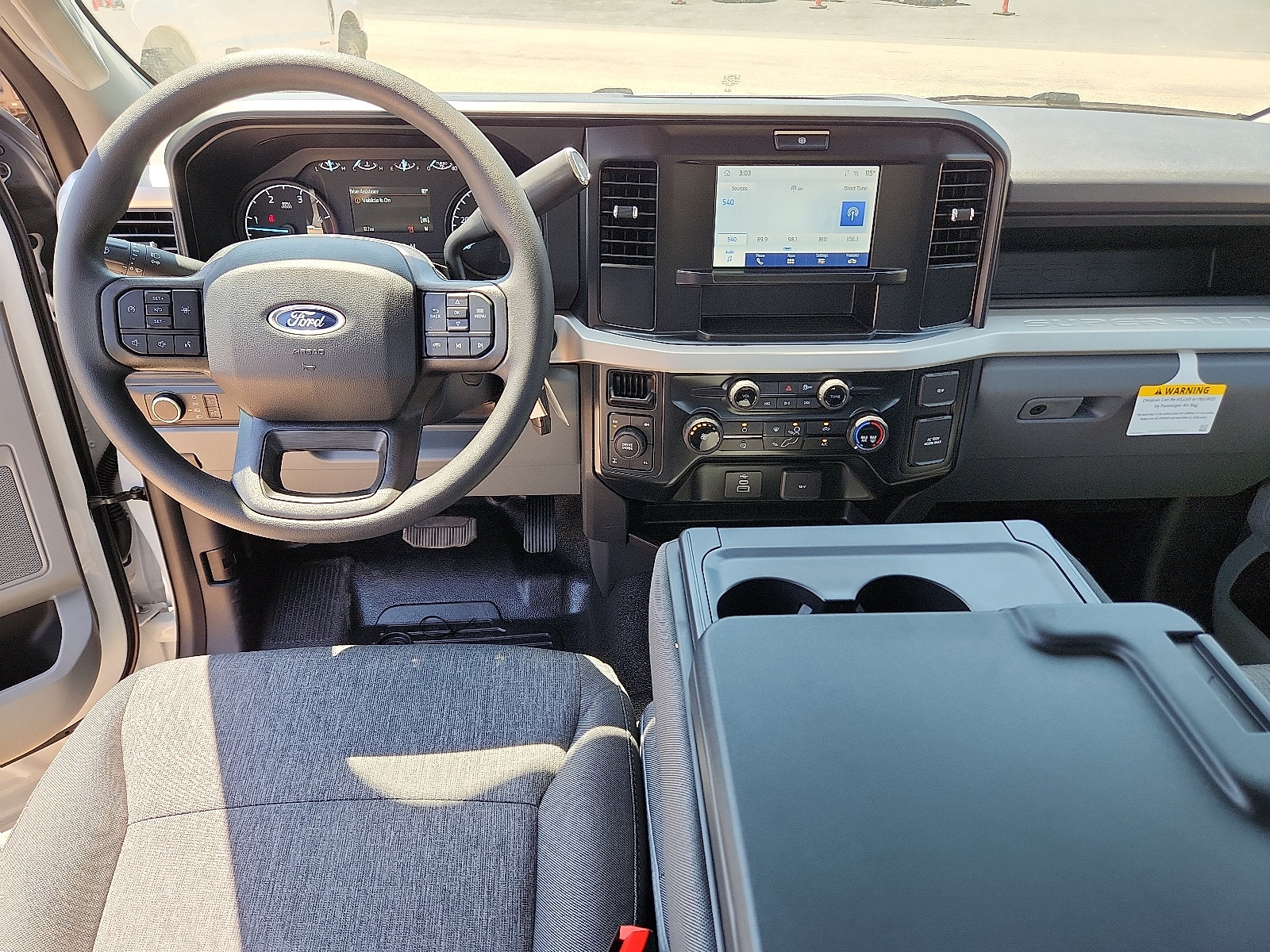 2025 Ford F-350 Super Duty Chassis Cab XL - Photo 10