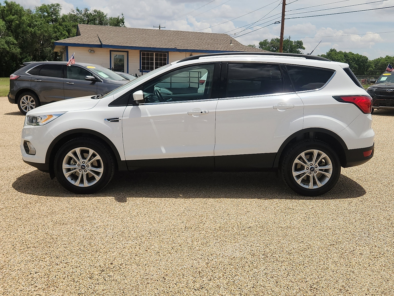 Used 2019 Ford Escape SEL with VIN 1FMCU0HD2KUB78914 for sale in Snyder, TX