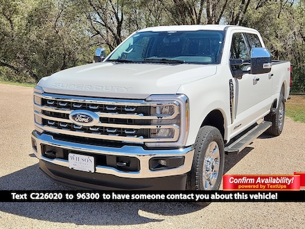 2026 Ford Super Duty F-350 Lariat TRUCK