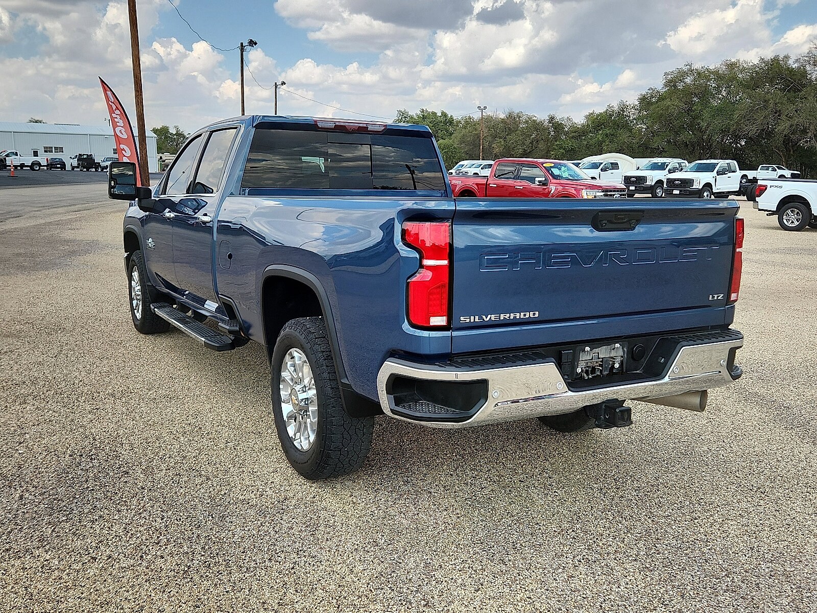 2024 Chevrolet Silverado 3500HD LTZ photo 3
