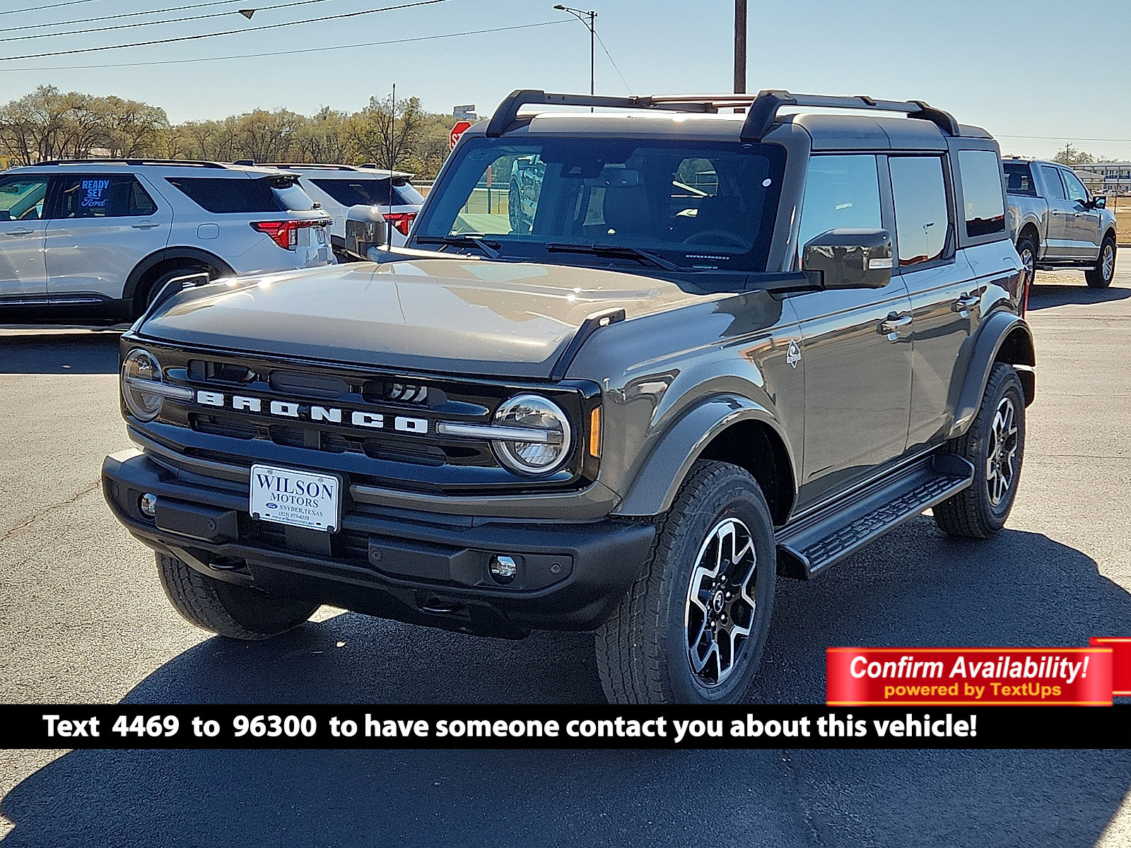 2025 Ford Bronco 4-Door Outer Banks's photo