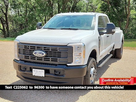 2025 Ford Super Duty F-350 XL TRUCK
