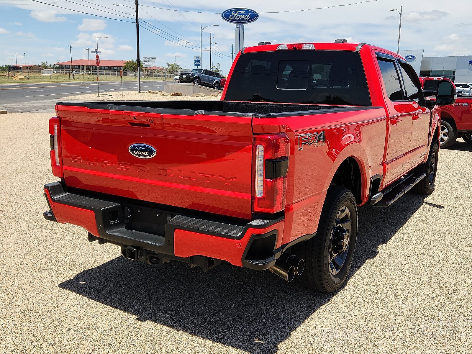 2023 Ford F-250 Lariat photo 4