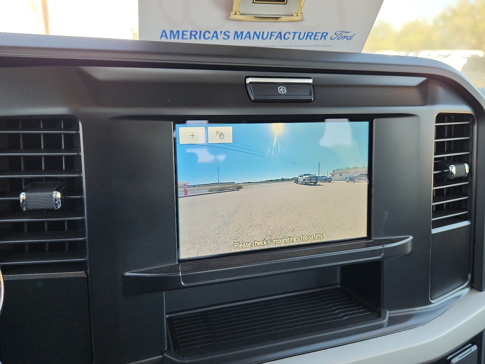 2025 Ford F-350 Super Duty Chassis Cab XL - Photo 18